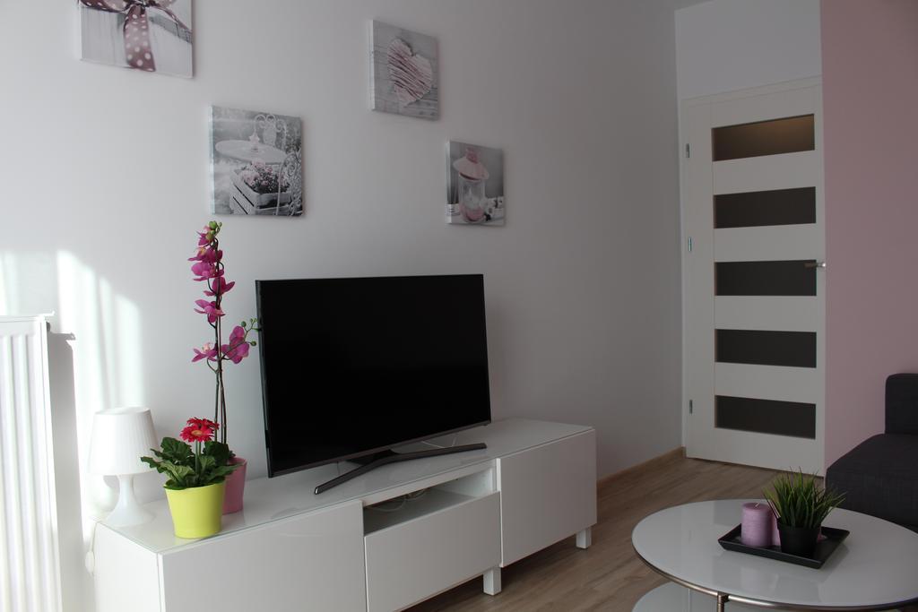 Apartamento Przy Mocaku Cracovia Exterior foto